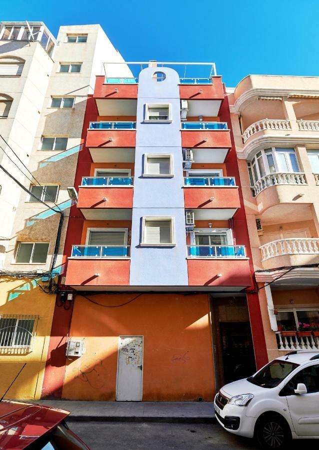 Апартаменти Almudena Playa Del Cura En Торрев'єха Екстер'єр фото